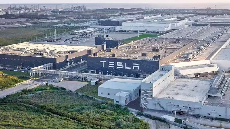 ¿Planta Tesla en Nuevo León en riesgo por triunfo de Trump?; Ebrard hablará con Musk