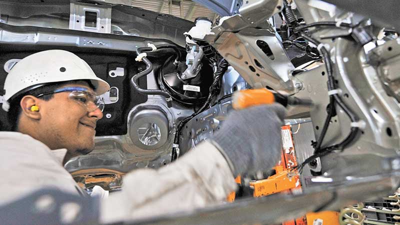 Exportaciones de autos de Canadá y México a Estados Unidos pagarán un menor arancel