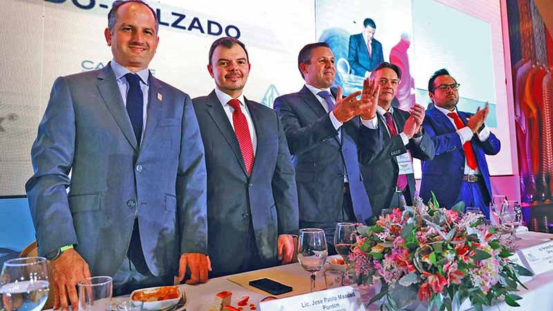 Textileros cierran filas en contra de Shein y Temu