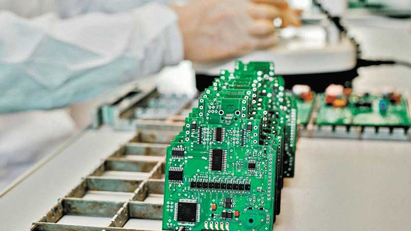 Blinken destapa plan de EU para desarrollar chips en México y varios países de la APEP