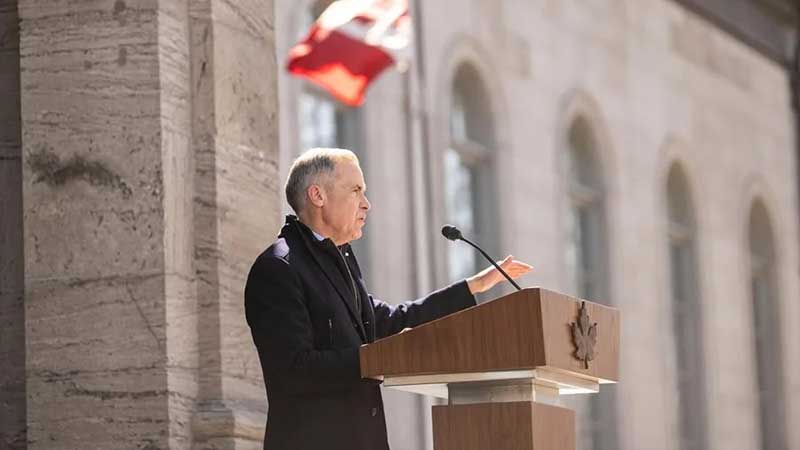 Trump anuncia un arancel del 25 % para los automóviles fabricados fuera de EE.UU.