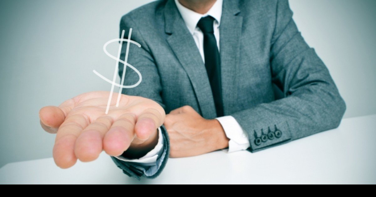 Más de la mitad de empresas contratan a personas mayores