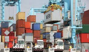 Movimiento de contenedores en puertos crece 10% en México