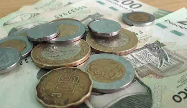 Ante incertidumbre, peso mexicano termina con ganancia