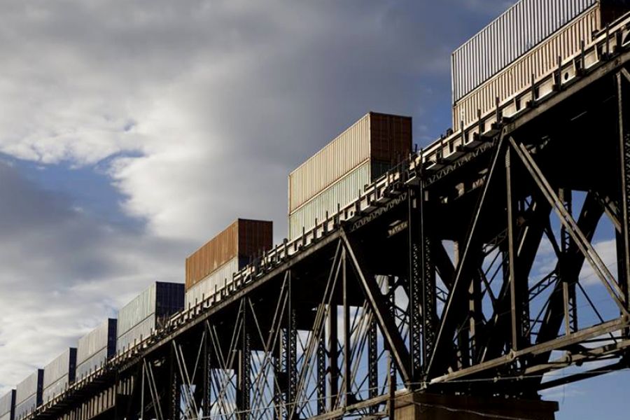 La carga ferroviaria mantiene la contracción en abril con un -4.1%