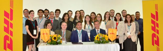DHL firma convenio de colaboración con Enseña por México