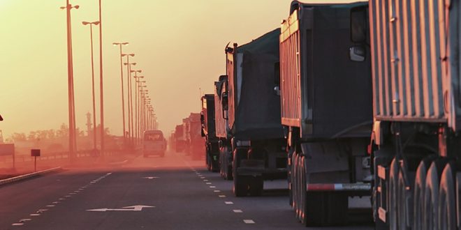 Llega entrada de NOM-044 que limita emisión de contaminantes de vehículos pesados