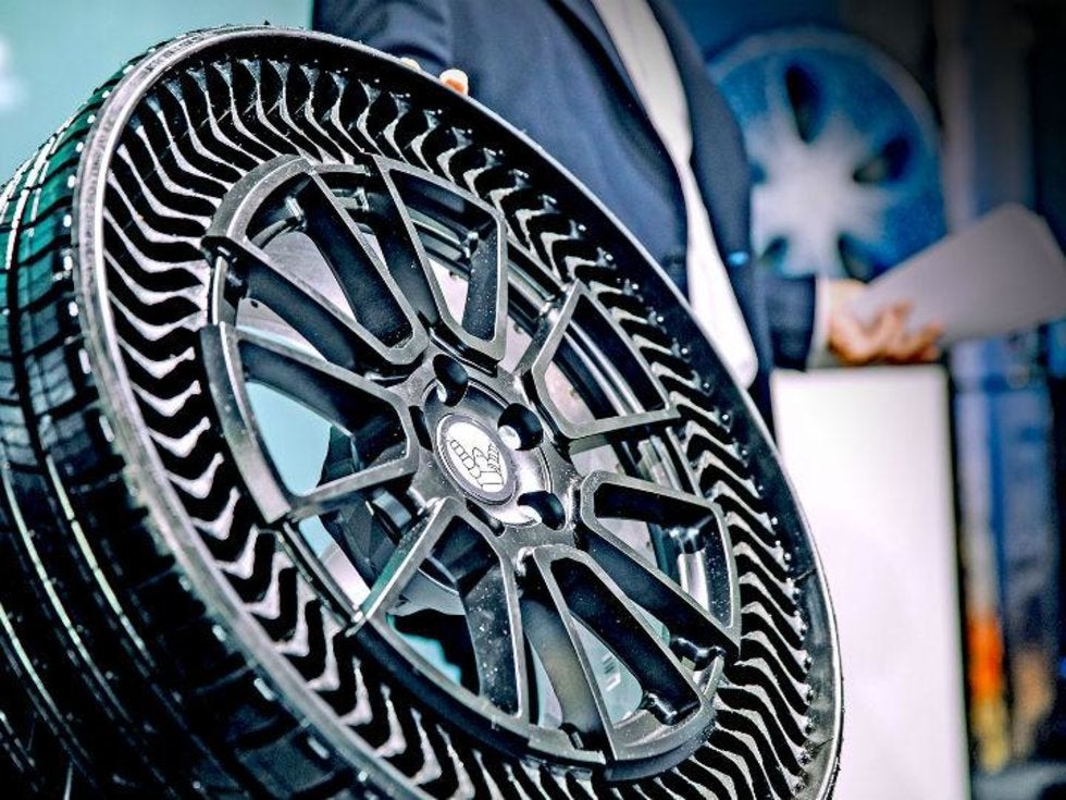 Michelin y General Motors venderán neumáticos sin aire a partir de 2024