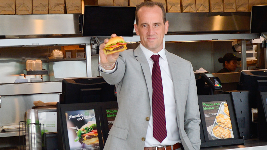 Shake Shack abre este jueves en México y tu combo costará 229 pesos en promedio