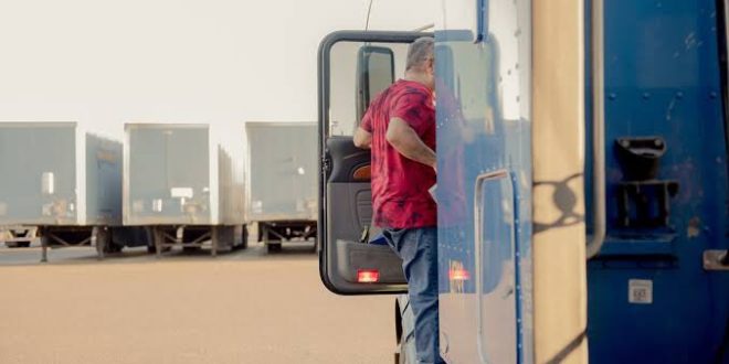 Situación de operadores en Mexico amenaza a industria transportista