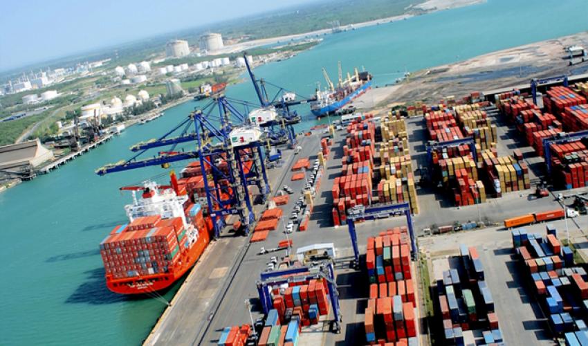 Veracruz y Altamira negocian acceso con ferrocarriles; puertos requieren más intermodal