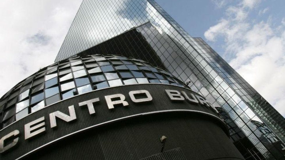 Bolsa mexicana cae más de 1% en la apertura; su peor nivel desde 2014