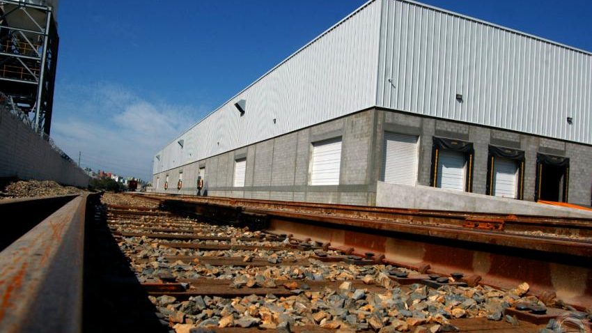 DESPACHO ADUANERO CONJUNTO, EN ESPERA