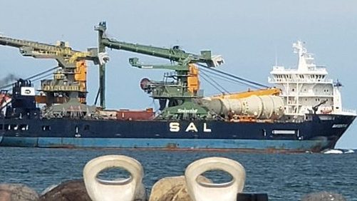 Arriba al puerto de Veracruz descargador de granos de Gramosa