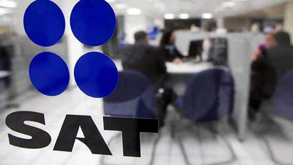 Gobierno busca que contadores y asesores revelen al SAT planes fiscales de sus clientes