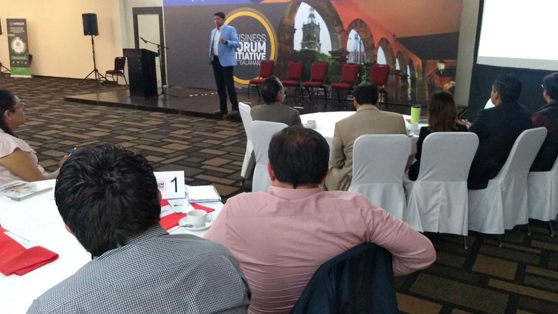 Destacan la industria automotriz que existe en Guanajuato en foro de negocios