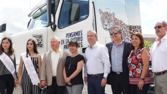 Conalep Allende recibe camión Volvo para formar operadores