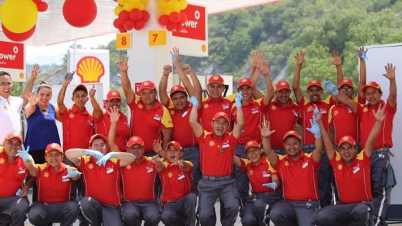 Shell inicia importación de su propio combustible