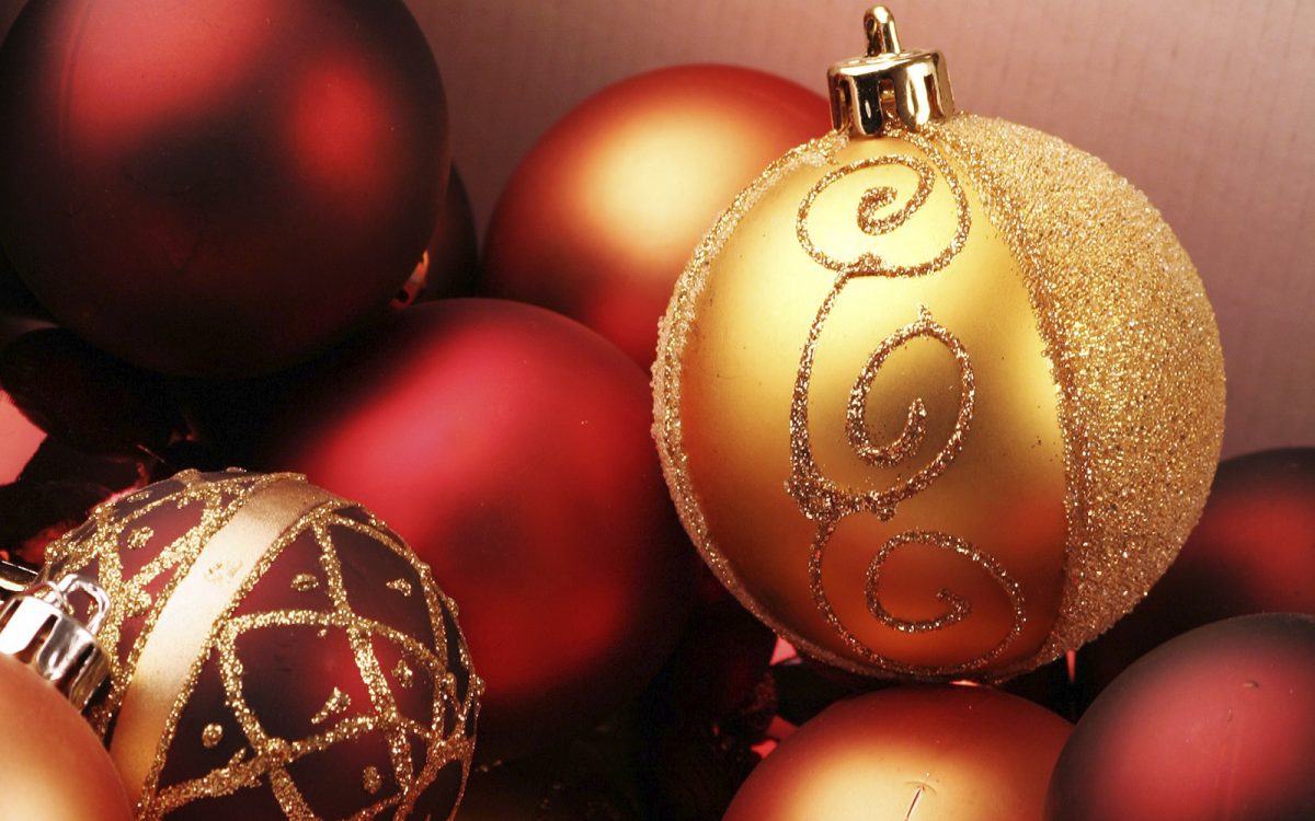 Artesanos poblanos alistan exportación de esferas a EU