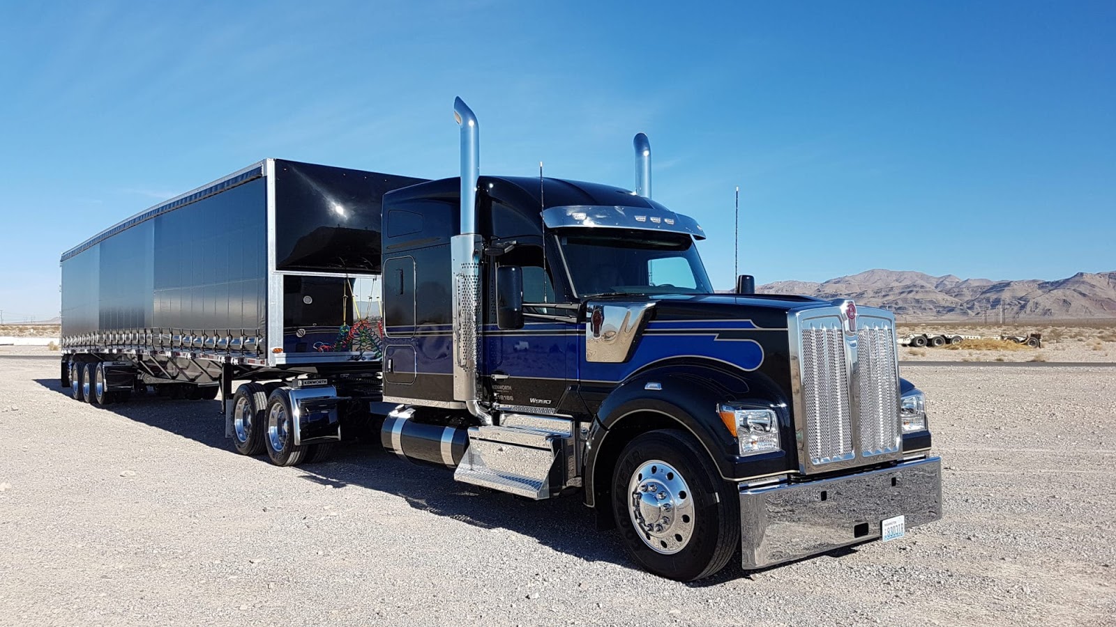 KENWORTH REBASA AL MERCADO; EN RUTA PARA CAMBIOS NORMATIVOS
