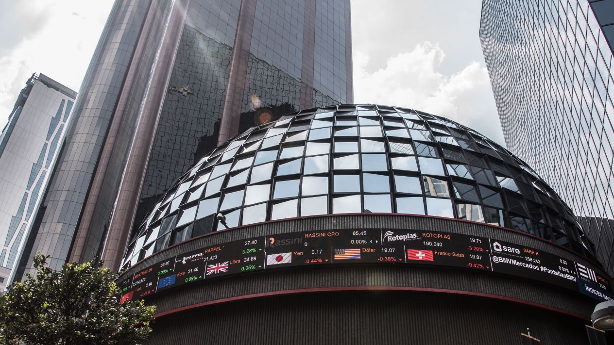 BMV con nivel a la baja; Peso sube ligeramente de escalón