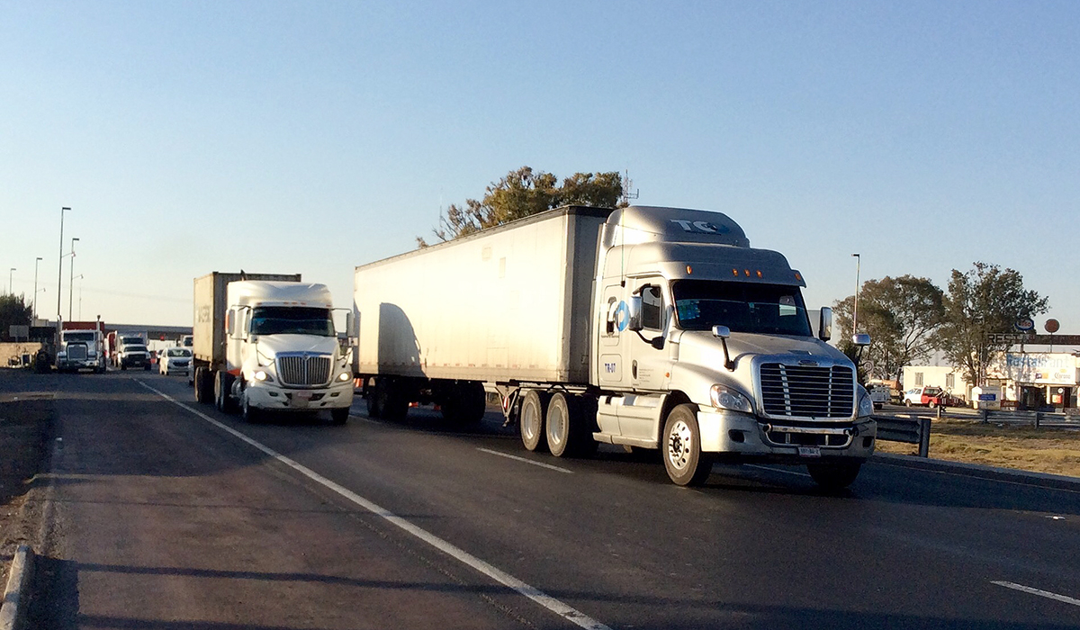Restricciones al transporte de carga elevará precios de productos: industriales