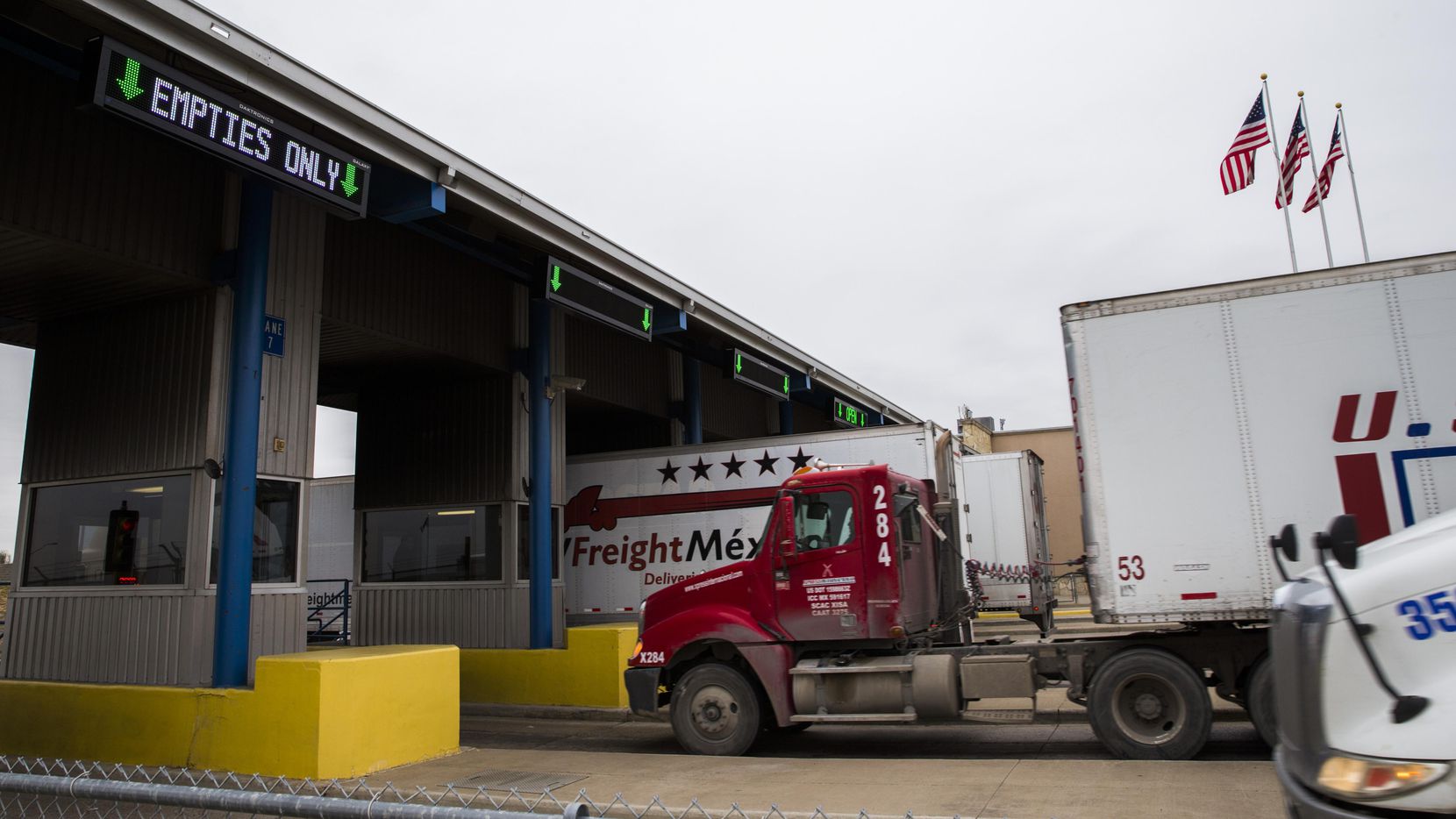 Tiempos de espera generan retrasos para cruzar mercancias