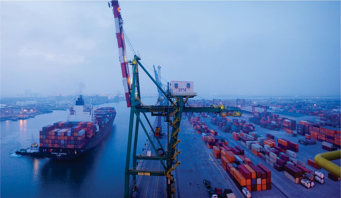 Crece el puerto de Altamira en manejo de autos y contenedores en 2019