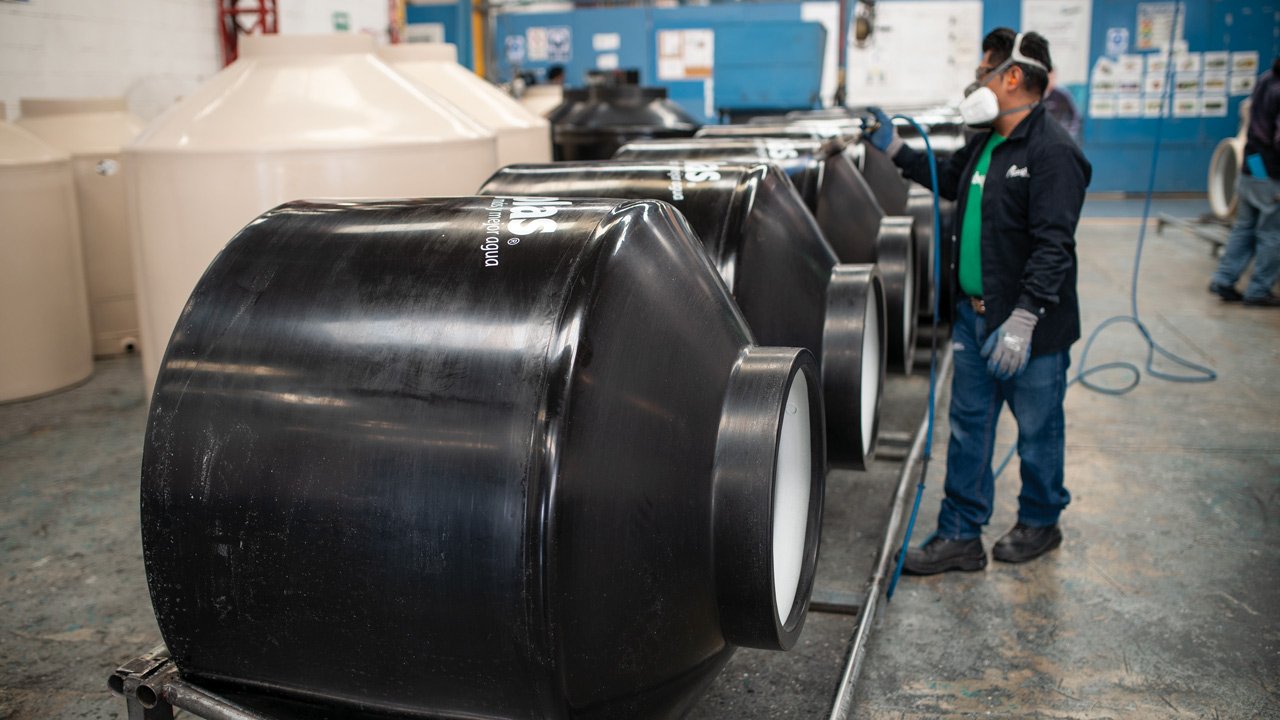 El secreto de Rotoplas para ser más que solo una empresa de tinacos