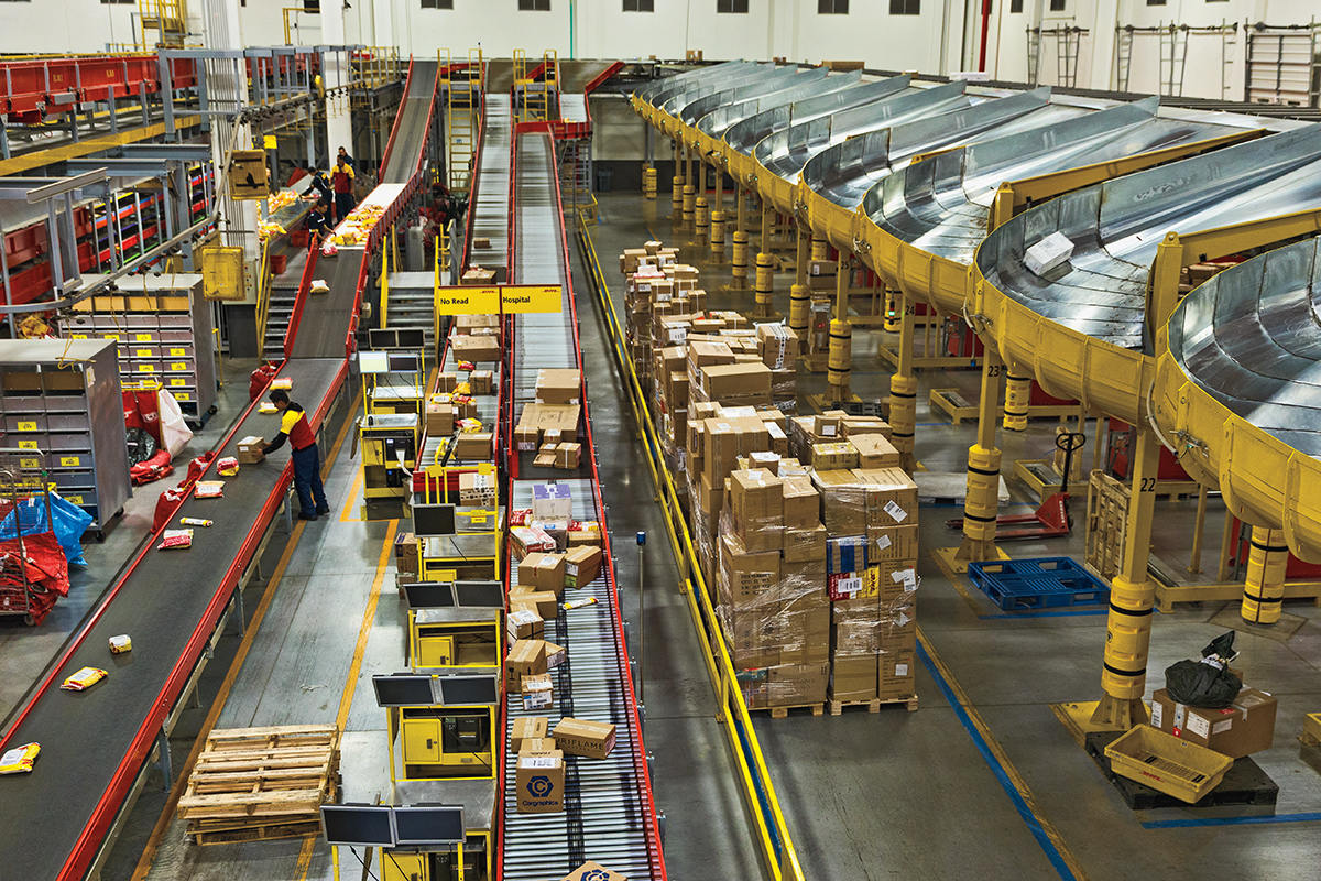 Empresas de paquetería piensan en empaques sustentables