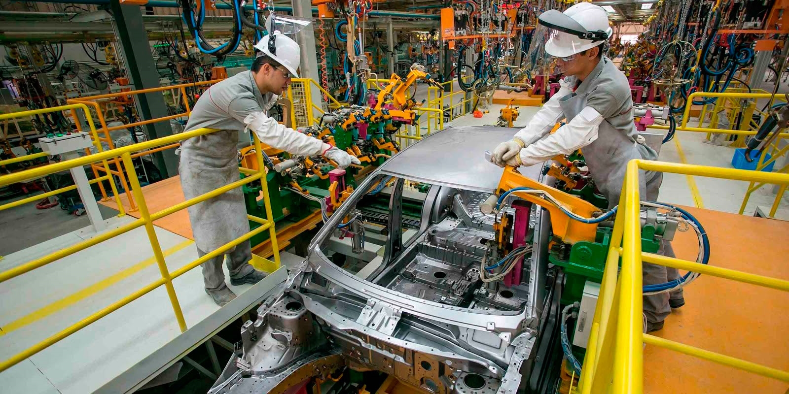 Arranca la industria automotriz con caída, registra pérdidas en ventas a inicio de año