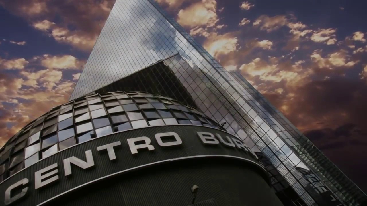 Dólar sacude al peso; BMV pierde terreno