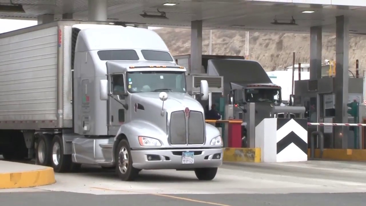 Hasta 3 horas esperando para entrar a descargar en Guadalajara