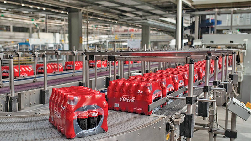 Ventas de Arca Continental, embotelladora de Coca Cola, crecen 5.3% por la demanda de agua