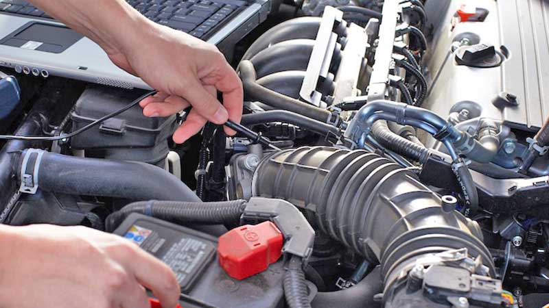 Suministro de refacciones automotrices permanece en operación