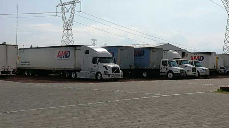 Falta de materia prima repercute a transportistas y a operadores