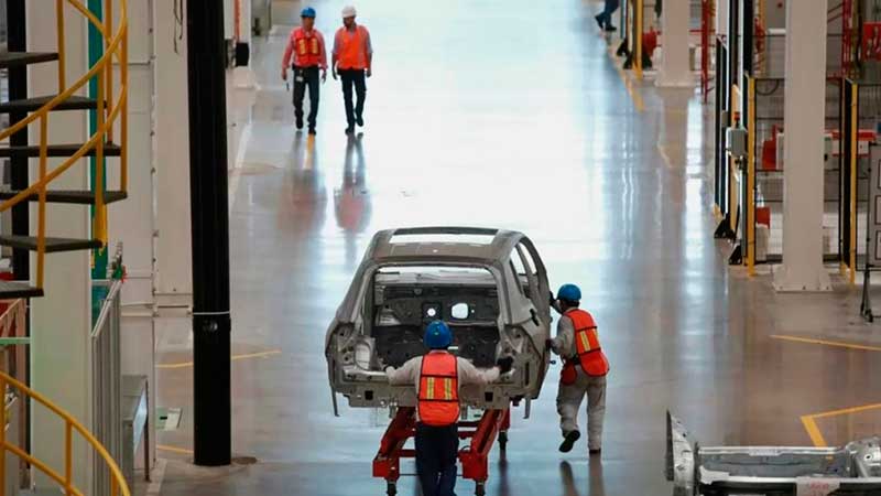 Industria automotriz de México prepara reapertura con protocolos sanitarios