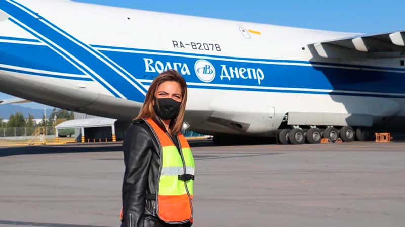 Llegó Antonov, el avión de carga más grande del mundo con 118 toneladas de transmisiones para VW