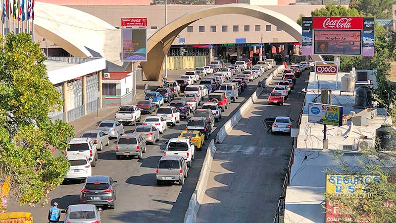Aduana de Nogales planea estrategia para recibir a paisanos en fechas decembrinas