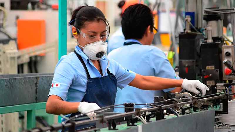 Industria en Querétaro continúa operando por debajo de sus capacidades de producción