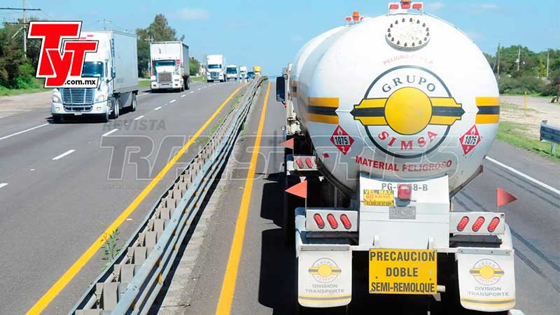 SCT publica proyecto de norma de transporte de mercancías peligrosas