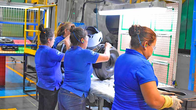 Mayoría de los indicadores de manufactura de Nuevo León están en fase de contracción