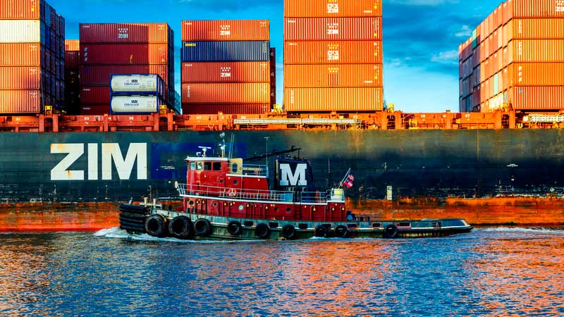 Zim puts the geared-up port of Oakland in the fast transpacific lane