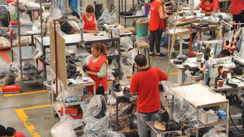 Solo un 30% de las empresas de la proveeduría industrial en México exporta: Apimex