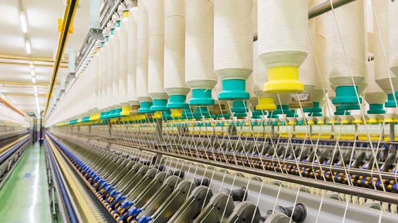 Consolida industria textil la generación de empleos