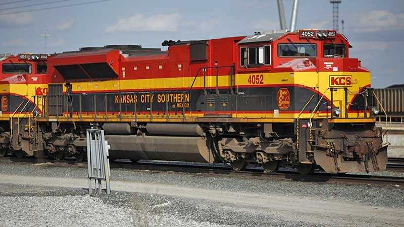 Kansas City Southern y Canadian National Railway anuncian fusión para crear tren entre México, Estados Unidos y Canadá