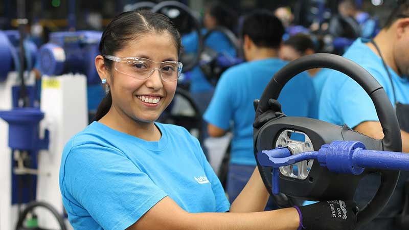 Autoliv invierte 35 mdd en Aguascalientes para diseñar y producir volantes