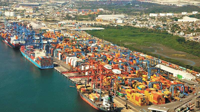 Reportan saturado al puerto de Manzanillo