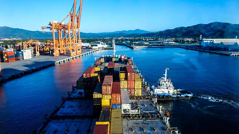 Balanza comercial en México registra un menor superávit en mayo