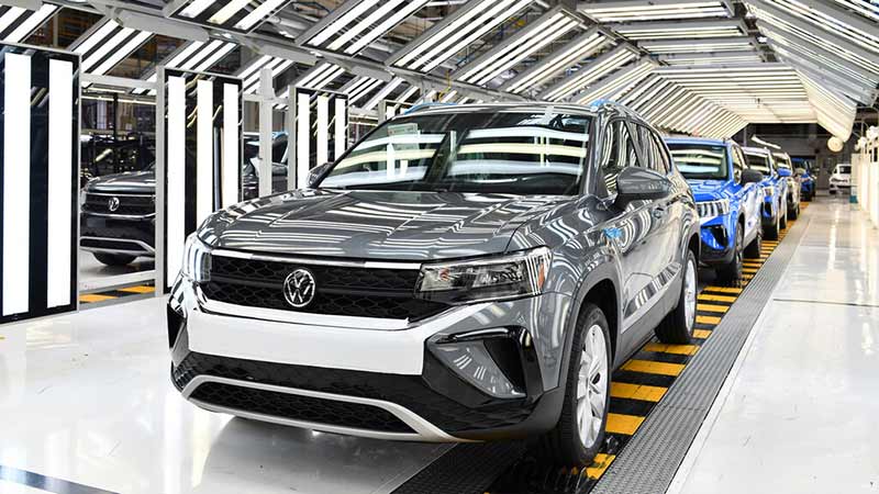 Aumenta producción y exportación de vehículos en Puebla